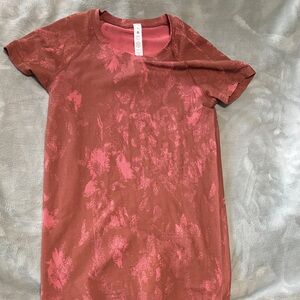 lululemon athletica Short Sleeve Tee in Rust and Pink